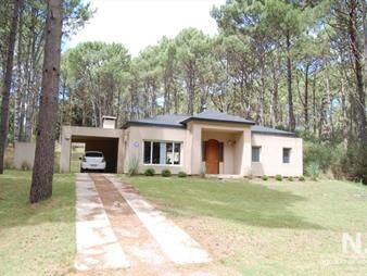 https://www.gallito.com.uy/hermosa-casa-en-excelente-zona-inmuebles-24987846