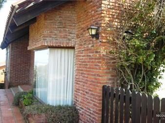 https://web5.gallito.com.uy/venta-casa-de-3-dormitorios-en-manantiales-a-pocas-cuadras-inmuebles-24988149