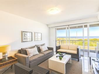 https://www.gallito.com.uy/apartamento-tres-dormitorios-en-playa-brava-punta-del-este-inmuebles-24988241