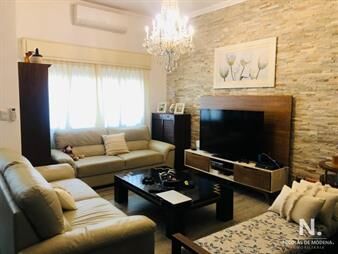 https://www.gallito.com.uy/casa-en-venta-en-el-centro-de-maldonado-inmuebles-25035140