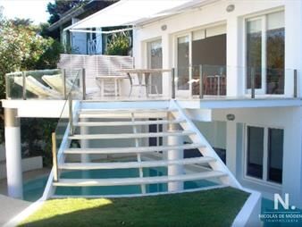 https://web5.gallito.com.uy/hermosa-casa-frente-al-arroyo-de-tres-plantas-inmuebles-25035539