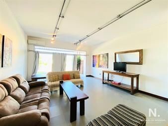 https://www.gallito.com.uy/apartamento-en-el-corazon-de-manantiales-inmuebles-25035815