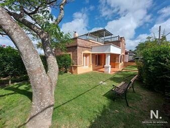 https://www.gallito.com.uy/casa-de-3-dormitorios-con-piscina-en-manantiales-puna-del-inmuebles-25036518