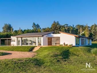 https://www.gallito.com.uy/casa-en-venta-pueblo-mio-4-dormitorios-manantiales-inmuebles-25036991