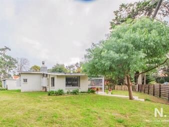 https://www.gallito.com.uy/venta-casa-3-dormitorios-en-rincã³n-del-indio-punta-del-es-inmuebles-25037796