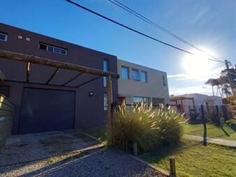 https://www.gallito.com.uy/venta-casa-punta-del-este-inmuebles-25037899