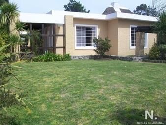https://web5.gallito.com.uy/casa-en-venta-a-pocos-metros-del-mar-inmuebles-25042507