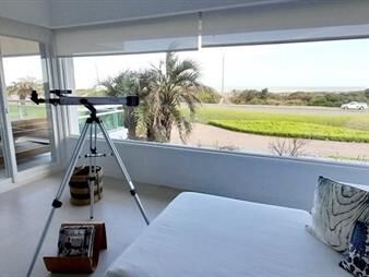 https://web5.gallito.com.uy/aqualina-playa-brava-punta-del-este-inmuebles-25042587