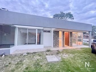 https://web5.gallito.com.uy/venta-casa-2-dormitorios-cerro-san-antonio-piriapolis-inmuebles-25042674
