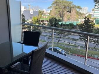https://web5.gallito.com.uy/lindo-edificio-inmuebles-25043167
