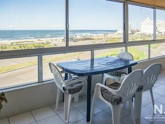 https://web5.gallito.com.uy/apartamento-en-venta-de-3-dormitorios-en-edificio-alborada-inmuebles-24987849