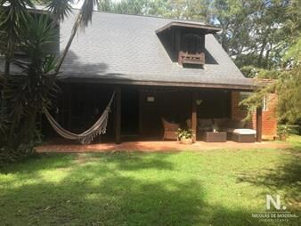 https://web5.gallito.com.uy/casa-en-punta-ballena-solanas-country-inmuebles-24062386