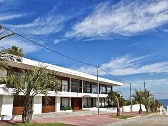 https://web5.gallito.com.uy/linda-casa-con-hermosos-detalles-inmuebles-25035317