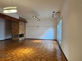 https://web5.gallito.com.uy/casa-en-alquiler-para-empresa-5-dormitorios-4-baã±os-gar-inmuebles-25111861