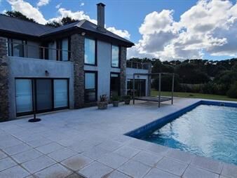 https://web5.gallito.com.uy/casa-en-punta-ballena-chihuahua-inmuebles-24994350