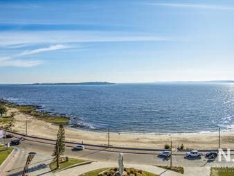 https://web5.gallito.com.uy/torre-frente-al-mar-departamento-en-venta-3-suites-punta-inmuebles-25166891