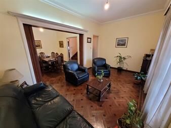 https://web5.gallito.com.uy/padron-unico-inmejorable-punto-solida-construccion-inmuebles-24440592