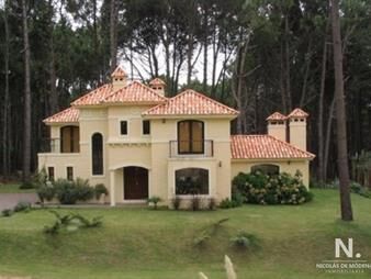 https://web5.gallito.com.uy/casa-a-la-venta-en-la-barra-inmuebles-25034791