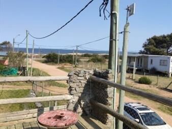 https://web5.gallito.com.uy/vende-casa-de-3-dormitorios-en-manantiales-muy-prã³xima-al-inmuebles-25036428