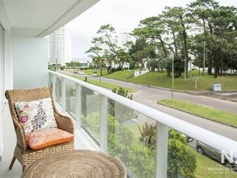 https://web5.gallito.com.uy/departamento-de-1-dormitorio-en-playa-mansa-punta-del-este-inmuebles-25034917