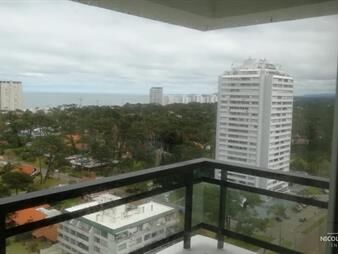 https://web5.gallito.com.uy/venta-de-apartamento-3-dormitorios-en-jardines-del-country-inmuebles-25042408