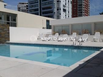https://web5.gallito.com.uy/moderno-apartamento-de-un-dormitorio-y-medio-en-peninsula-inmuebles-21329112