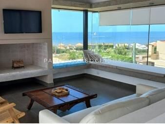 https://web5.gallito.com.uy/venta-de-casa-3-dormitorios-en-el-chorro-manantiales-inmuebles-23137470