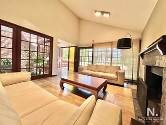 https://web5.gallito.com.uy/casa-en-venta-4-dormitorios-en-playa-mansa-punta-del-este-inmuebles-24598392