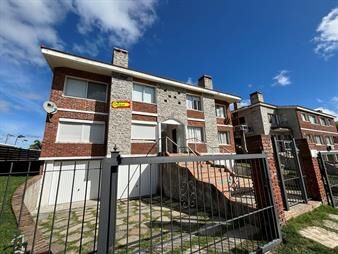 https://www.gallito.com.uy/venta-apartamento-2-dormitorios-villa-argentina-inmuebles-25256912
