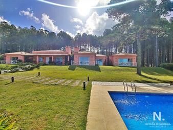 https://www.gallito.com.uy/chacra-en-laguna-del-diario-inmuebles-25037723