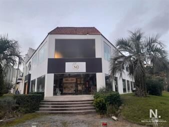 https://www.gallito.com.uy/amplio-local-sobre-av-italia-inmuebles-25041576