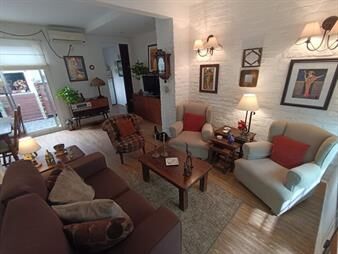 https://web5.gallito.com.uy/inmaculado-apto-tipo-casa-duplex-hermoso-para-entrar-inmuebles-25234046