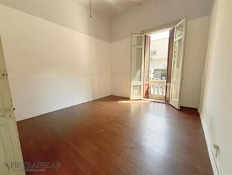 https://web5.gallito.com.uy/apto-en-venta-dormitorios-1-baño-y-patio-centro-inmuebles-25310802