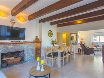 https://web5.gallito.com.uy/espectacular-chalet-en-la-peninsula-de-punta-del-este-cons-inmuebles-22908269