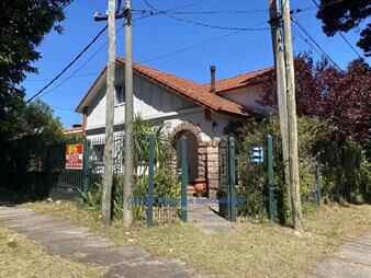 https://www.gallito.com.uy/venta-de-majestuosa-casa-en-atlantida-5-dorm-3-baños-inmuebles-22930180