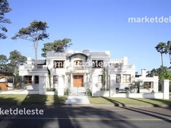 https://web5.gallito.com.uy/mansion-en-la-mansa-inmuebles-25366889