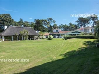 https://web5.gallito.com.uy/frente-al-mar-golf-inmuebles-25367554