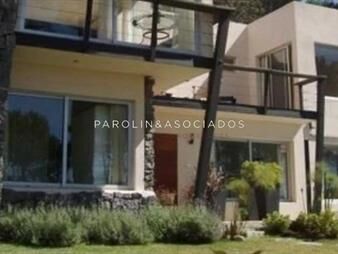 https://web5.gallito.com.uy/casa-en-venta-de-5-dormitorios-la-barra-punta-del-este-inmuebles-19655017
