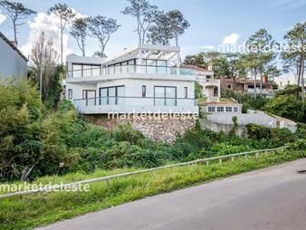 https://web5.gallito.com.uy/casa-playa-mansa-vista-al-mar-inmuebles-25367961