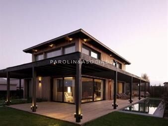 https://www.gallito.com.uy/casa-de-3-dormitorios-en-manantiales-punta-del-este-inmuebles-16906184
