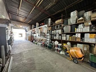 https://web5.gallito.com.uy/venta-local-industrial-galpon-deposito-comercial-con-renta-inmuebles-24202513