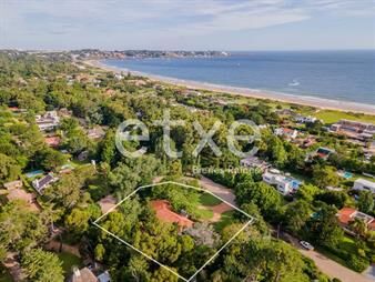 https://www.gallito.com.uy/venta-de-casa-en-portezuelo-gran-terreno-playa-mar-inmuebles-24921399