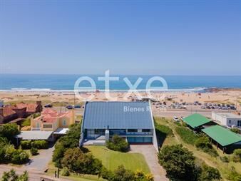 https://www.gallito.com.uy/casa-en-venta-frente-a-playa-montoya-inmuebles-25169568