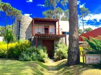 https://web5.gallito.com.uy/casa-en-venta-de-3-dormitorios-en-montoya-punta-del-este-inmuebles-20960278