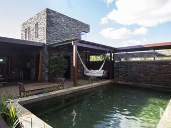 https://web5.gallito.com.uy/iluminada-y-amplia-casa-en-venta-el-chorro-inmuebles-24988475