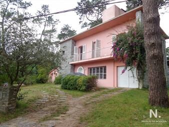 https://www.gallito.com.uy/punta-del-este-casa-4-dormitorios-zona-san-rafael-inmuebles-25042482