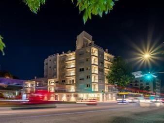 https://web5.gallito.com.uy/para-inversores-con-renta-edificio-nuevo-proximo-av-agra-inmuebles-24721631