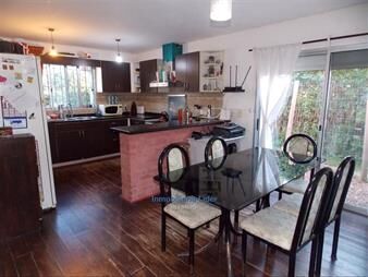 https://www.gallito.com.uy/venta-casa-de-3-dormitorios-con-casa-al-fondo-inmuebles-25449329