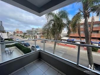 https://web5.gallito.com.uy/apartamento-en-venta-de-2-dormitorios-a-cuadras-del-puerto-inmuebles-25495348