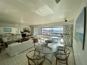 https://web5.gallito.com.uy/apartamento-en-frente-al-puerto-inmuebles-19498622